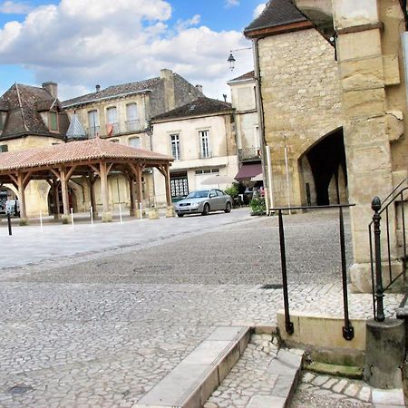 Studio Confortable Pres De Beaumont Du Perigord 60 M² Cheminee Exteriör bild