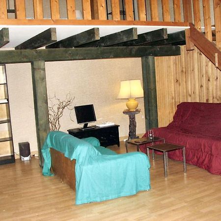 Studio Confortable Pres De Beaumont Du Perigord 60 M² Cheminee Exteriör bild